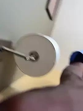 creamKris25 from StripChat is Freechat