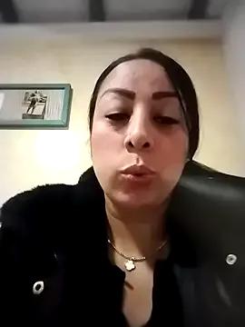 CRISTAL__11 from StripChat is Freechat