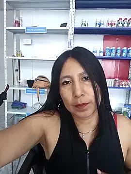 Photos of Cristal_jennerr from StripChat is Freechat