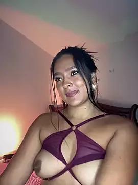 Try our girls live displays and explore the company of endless strippers, with beautiful physiques, vibrating toys and more.