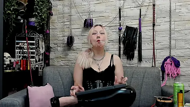 Avatar of CruelMistress