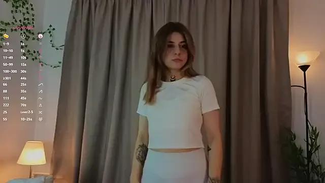 CrystalMyst from StripChat is Freechat