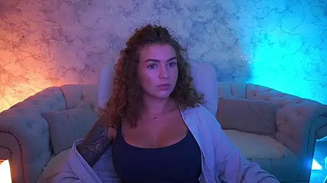 CurlyCandyXX from StripChat is Freechat