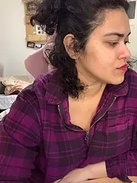 Avatar of Curvydesifromgermany