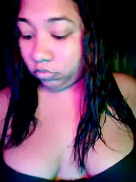 CurvyMelissa from StripChat is Freechat