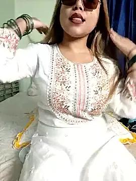 Cute__Lisa from StripChat is Freechat