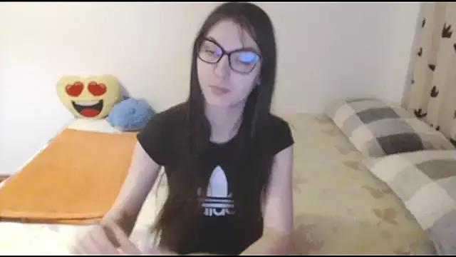 Try our girls live displays and explore the company of endless strippers, with beautiful physiques, vibrating toys and more.