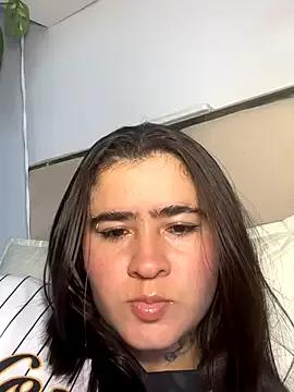 CuteLizzyy from StripChat is Freechat