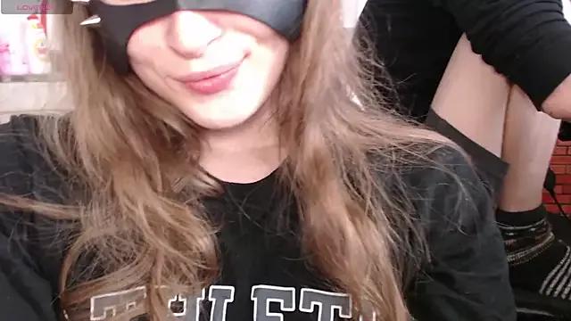 cutemilana_sexwife from StripChat is Freechat