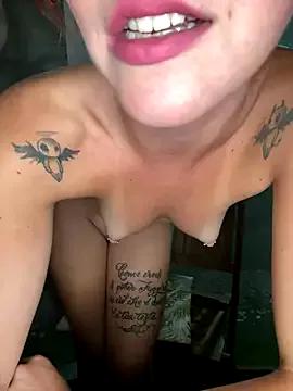 Try our girls live displays and explore the company of endless strippers, with beautiful physiques, vibrating toys and more.
