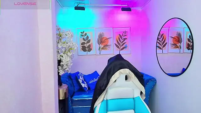 Dafne_huges — totally naked punishing my pussy