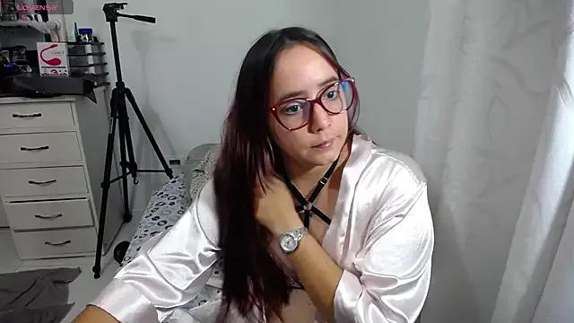 Dakota_hot03 from StripChat is Freechat