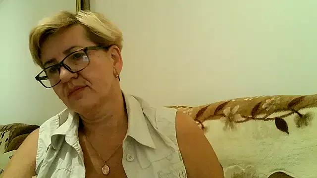 Dana4921 from StripChat is Freechat