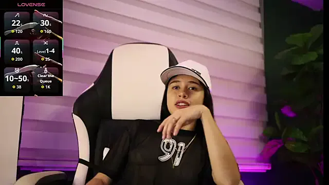 Danaa_Rouse — make me happy i'll give you all my cum