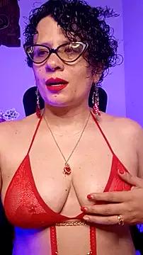 Try our girls live displays and explore the company of endless strippers, with beautiful physiques, vibrating toys and more.
