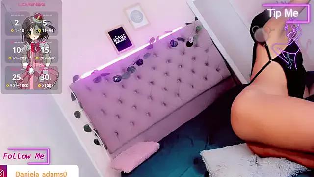 Try our girls live displays and explore the company of endless strippers, with beautiful physiques, vibrating toys and more.