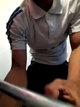 Danielitohot23cm from StripChat is Freechat