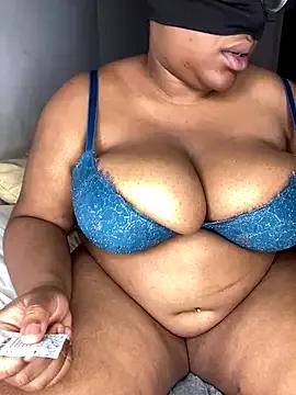 DaniJohnson from StripChat is Freechat