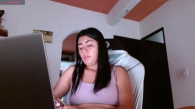 danna_peterson1 from StripChat