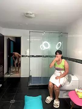 Try our girls live displays and explore the company of endless strippers, with beautiful physiques, vibrating toys and more.