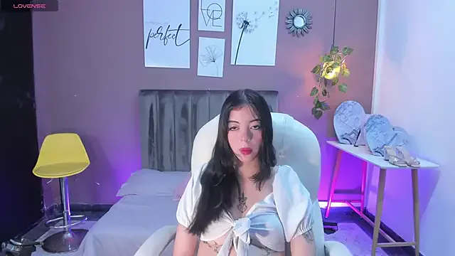 Dara_Becker01 — Show my pussy in cam