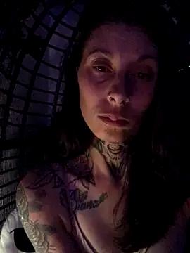 Try our girls live displays and explore the company of endless strippers, with beautiful physiques, vibrating toys and more.