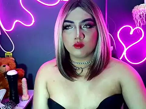 Try our girls live displays and explore the company of endless strippers, with beautiful physiques, vibrating toys and more.