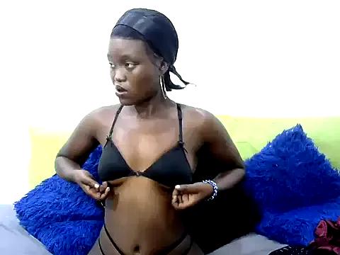 DarkLaddy from StripChat is Freechat