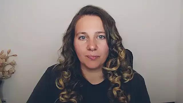 Darklure_ from StripChat is Freechat