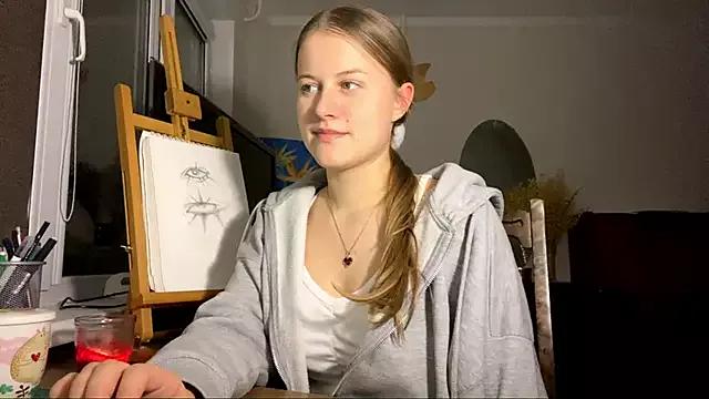 DarlenaRhett from StripChat is Freechat