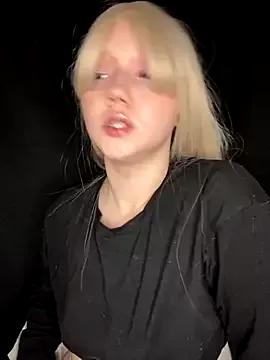 Try our girls live displays and explore the company of endless strippers, with beautiful physiques, vibrating toys and more.