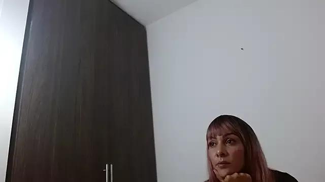 dasha_naughty from StripChat is Freechat