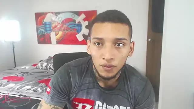 David_Adams2003 from StripChat is Freechat