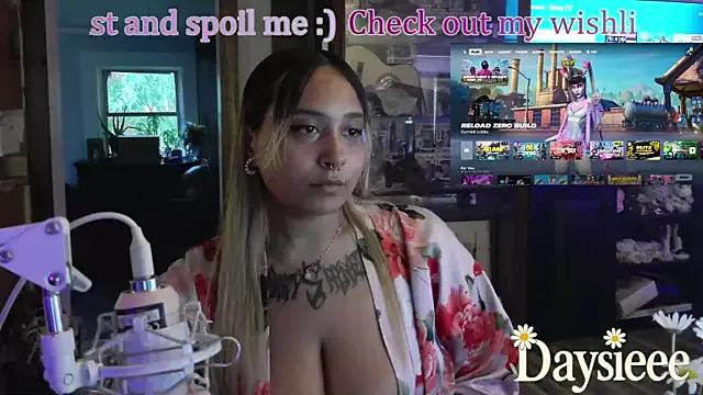 DaysieAfterDark from StripChat is Freechat