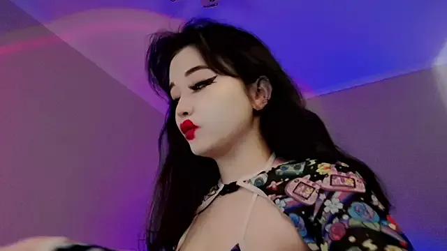 Try our girls live displays and explore the company of endless strippers, with beautiful physiques, vibrating toys and more.