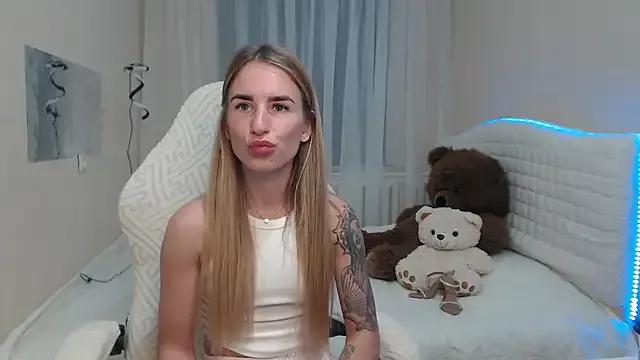Try our girls live displays and explore the company of endless strippers, with beautiful physiques, vibrating toys and more.