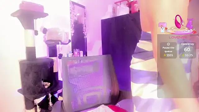 Diamond_black_22cm from StripChat is Freechat