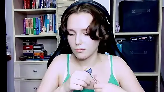 Avatar of Diana-back