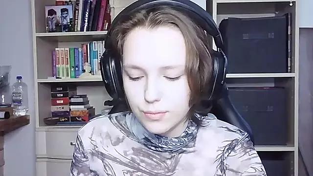 Diana-back from StripChat is Freechat