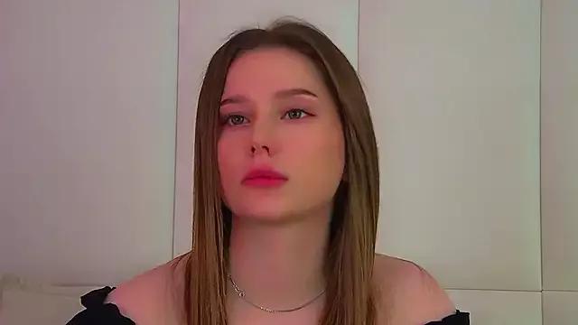 Try our girls live displays and explore the company of endless strippers, with beautiful physiques, vibrating toys and more.