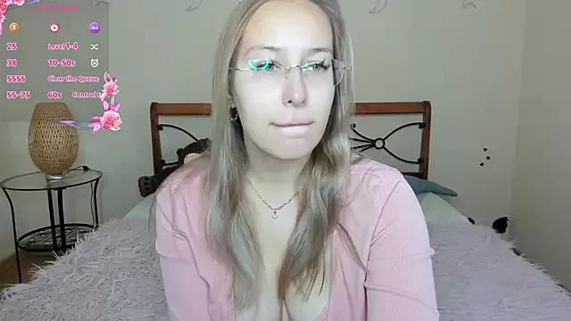 dina_sunshine from StripChat is Freechat
