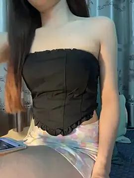 Try our girls live displays and explore the company of endless strippers, with beautiful physiques, vibrating toys and more.