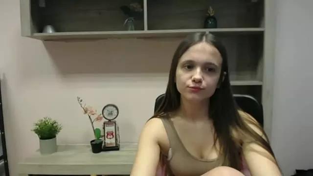 dirtyxEmily from StripChat is Freechat