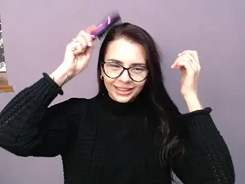 divina_kira — I'll show you my butt in my panties*