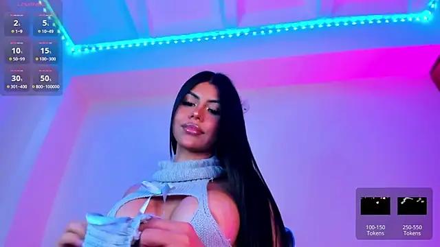 divinesalome from StripChat