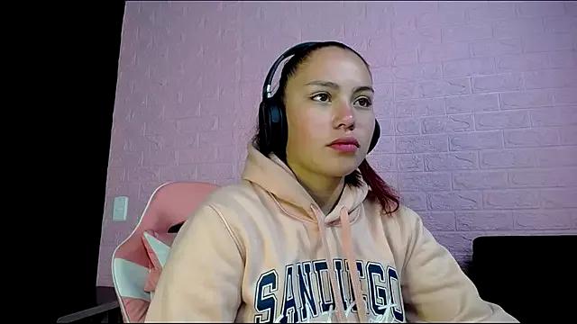 Dominic_Queen1 from StripChat is Freechat