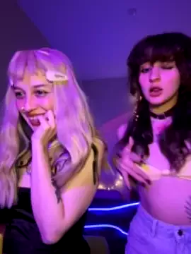 Avatar of Dooubletroublee