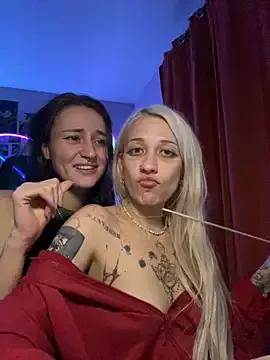 Photos of Dooubletroublee from StripChat is Freechat
