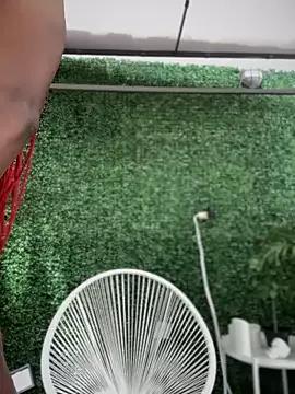 DoubleSenseXXX from StripChat is Freechat