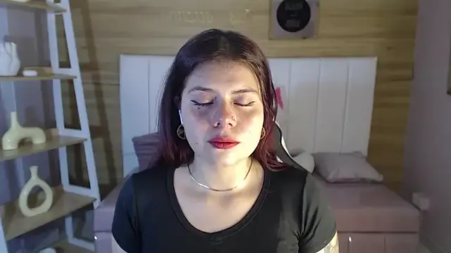 draviana_a_ — SHOW TITS